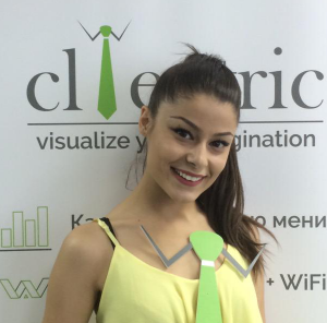 Дени Clientric